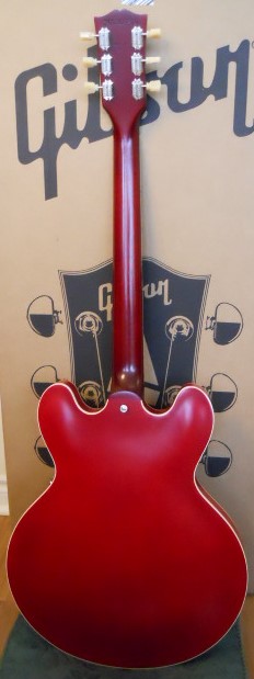 1159156167_2020GibsonES-335SatinCherryBack.JPG.d8c28132189f543e9dc85c622f6e29d0.JPG